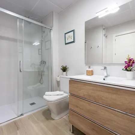 Malagasuite Comfortable 2 Apartment Malaga